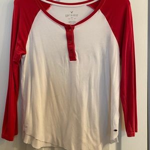 Soft and sexy 3qt sleeve top from American eagle